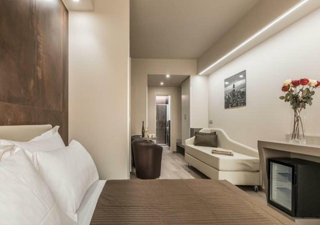 Astoria Deluxe Rooms Bologna Bagian luar foto